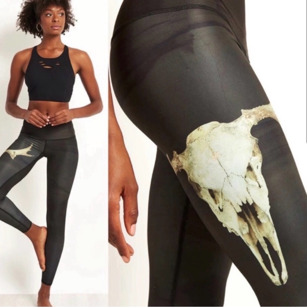 Women's Black Skull Print Leggings